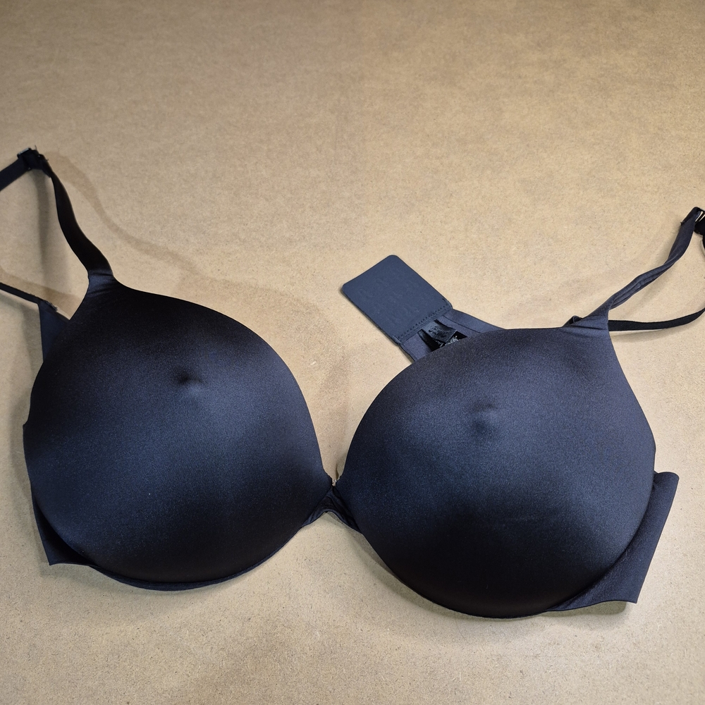 SKIMS Black Bra